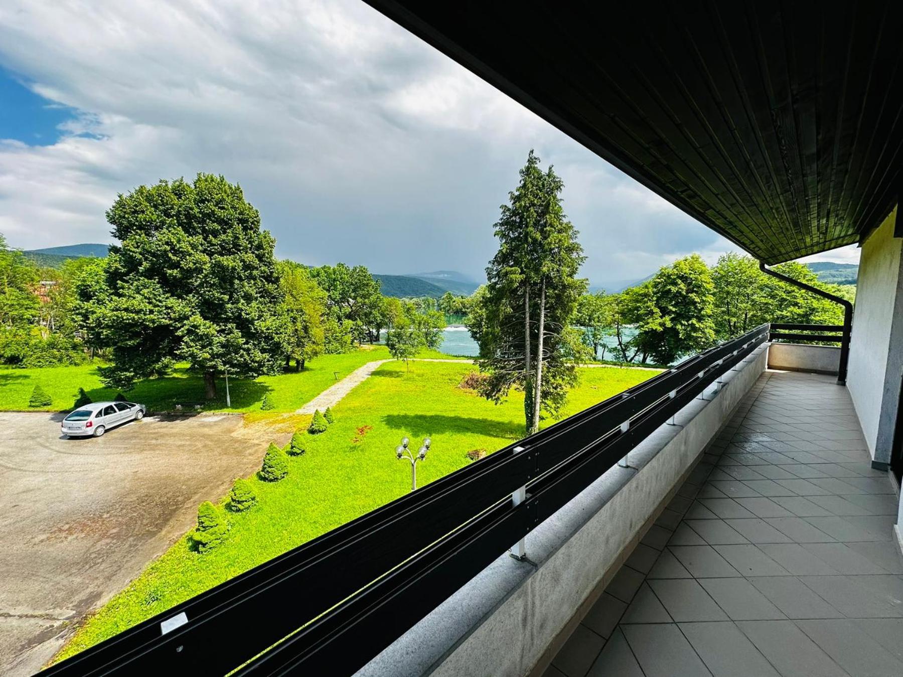 Hotel Ada Bihać Zewnętrze zdjęcie